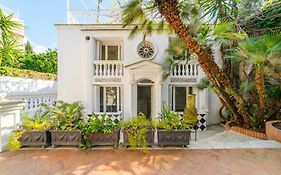 Muta House
